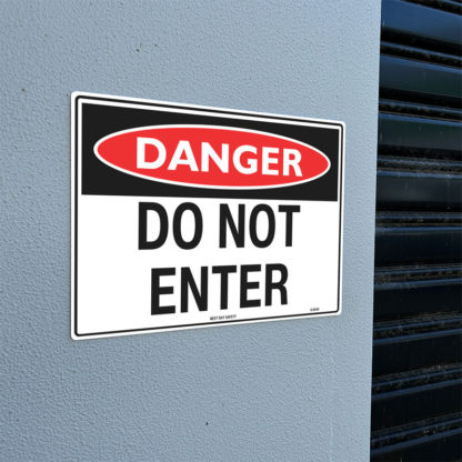 Danger Do Not Enter Sign - Image 2