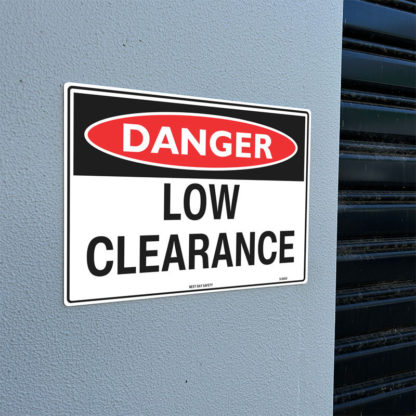Danger Low Clearance Sign - Image 2