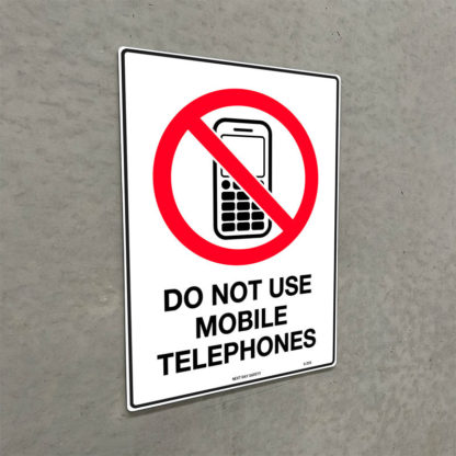 Do Not Use Mobile Telephones Prohibition Sign - Image 2